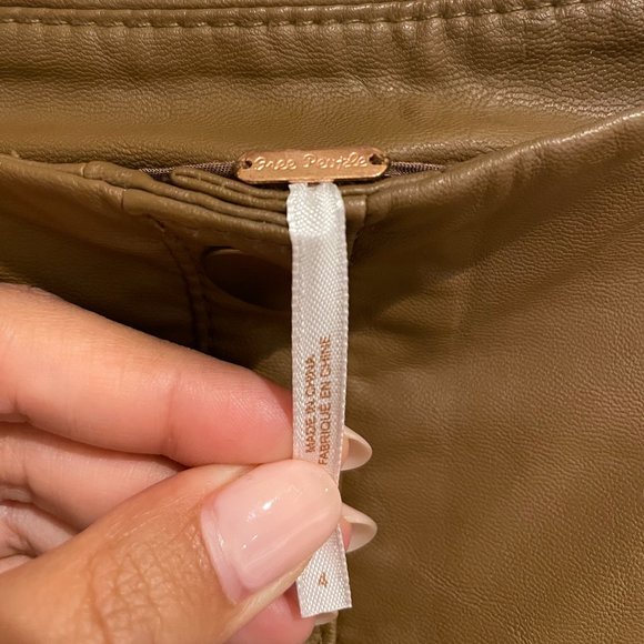 Free People Vegan Leather Mini Skirt - Size 4 - Picture 3 of 5